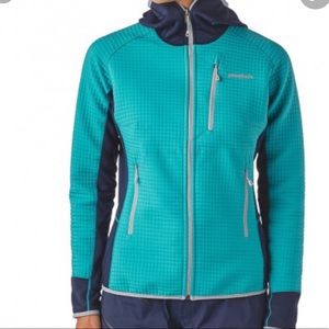 Patagonia Dual Aspect hoodie jacket